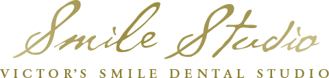 Victor's Smile Dental Studio Logo